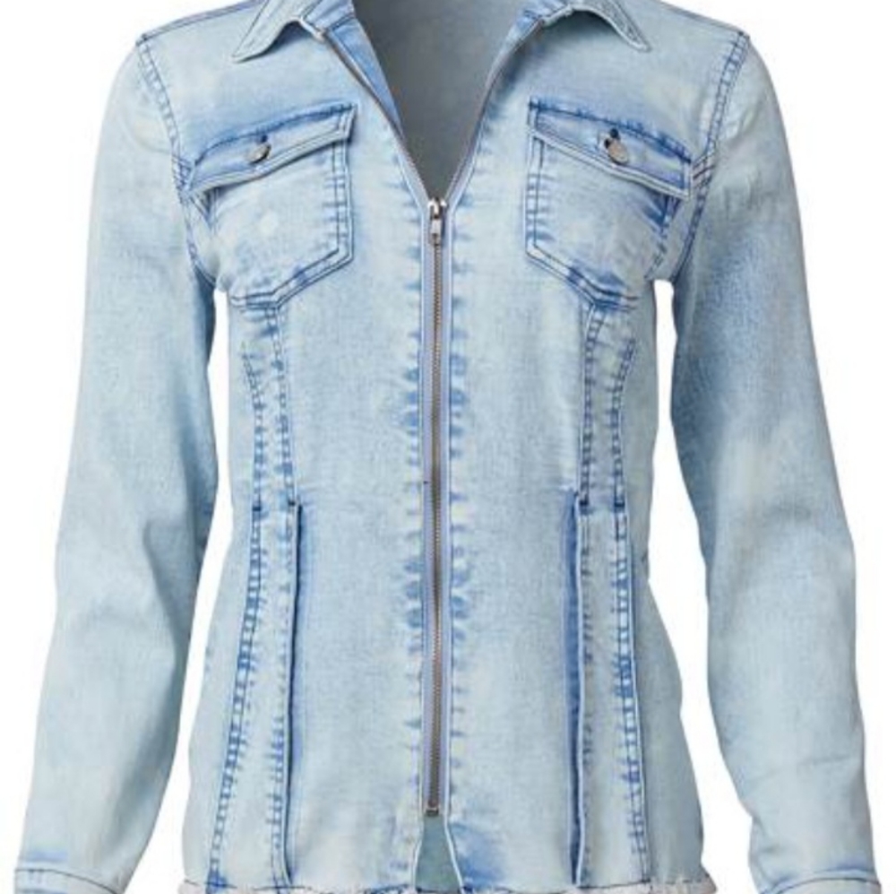 DENIM JACKET WITH LACE IN THE BACK